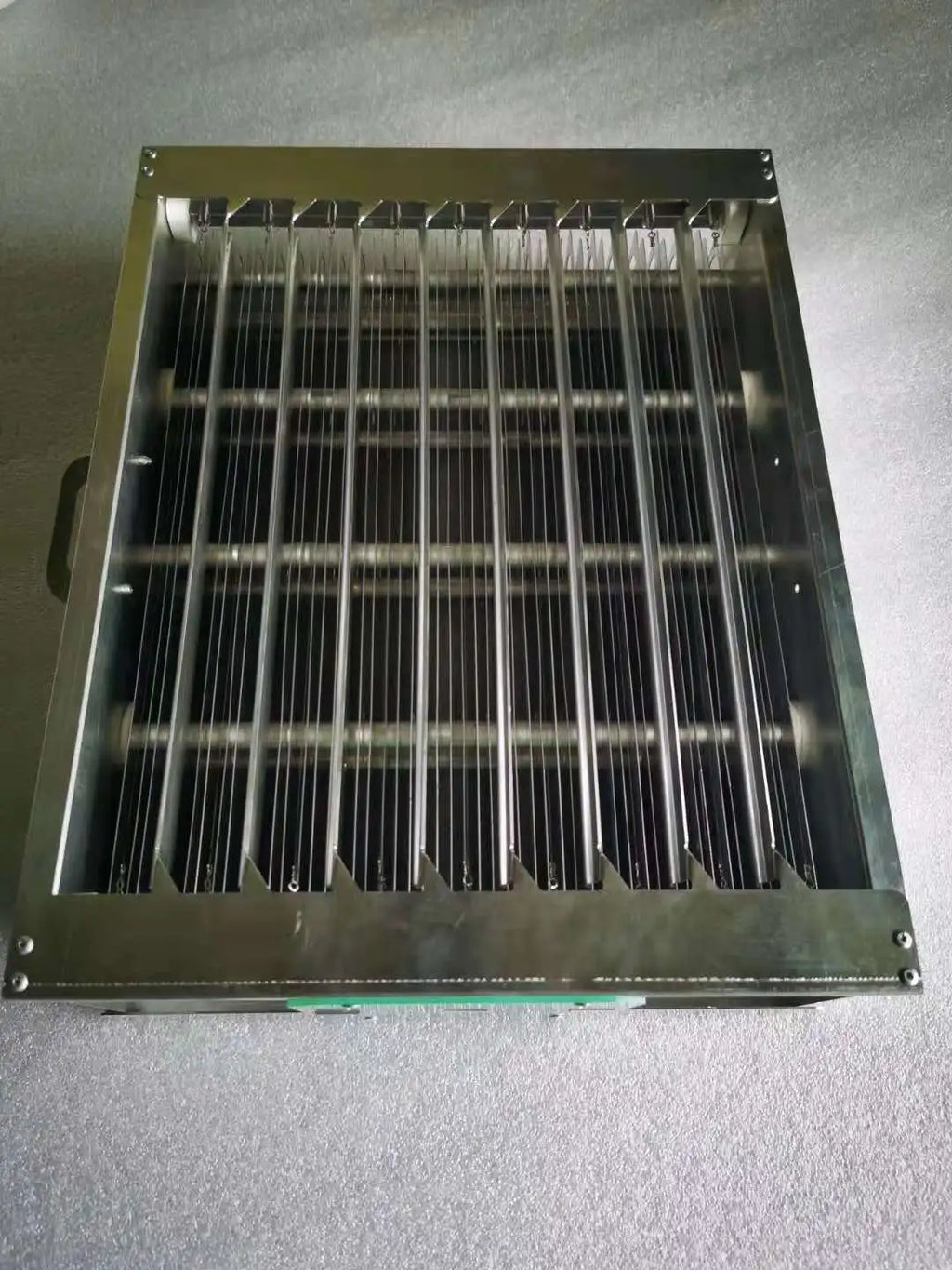 Electrostatic Filter, Ionization   , Spraying ,  Cleaner Air Purification